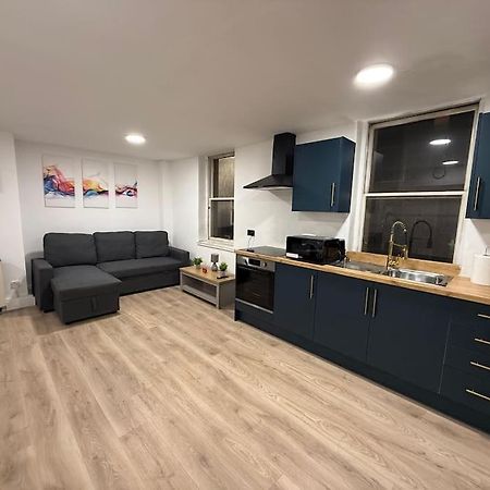 Modern 1 Bedroom - 5 Min Walk From Princess Street Eb1 EDI Exterior foto